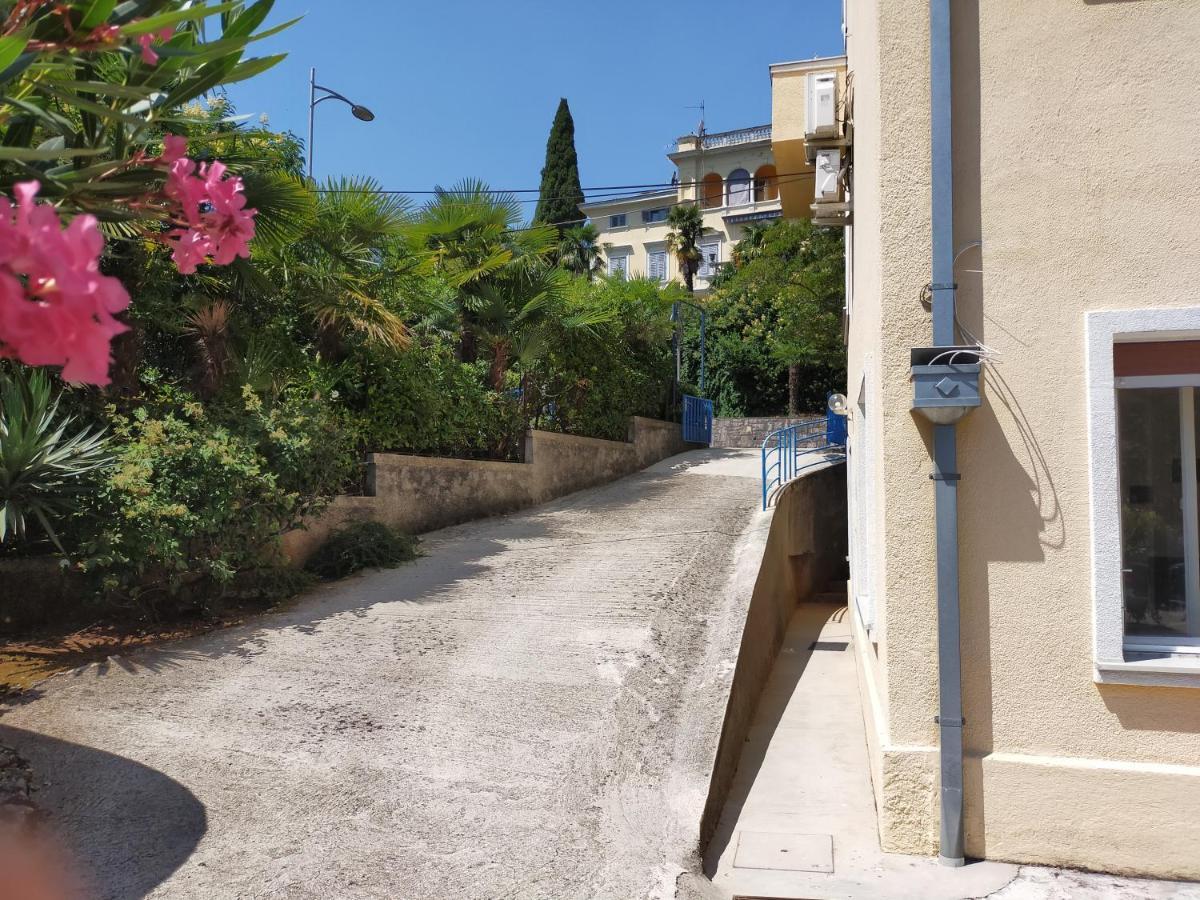 Apartments Ivna Bilek Opatija Luaran gambar